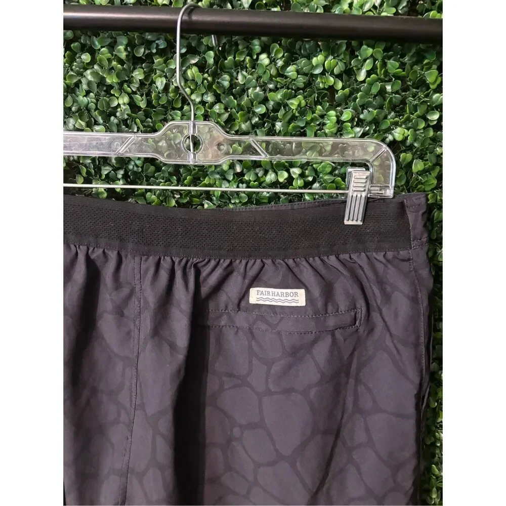 Fair Harbor Black Printed Lined Shorts Size 2XL